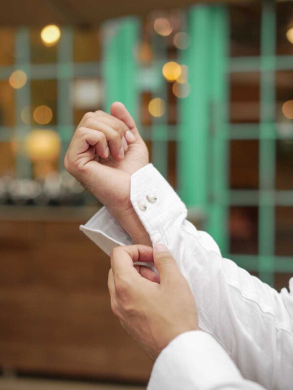 The classic white regular fit shirt - Image 2